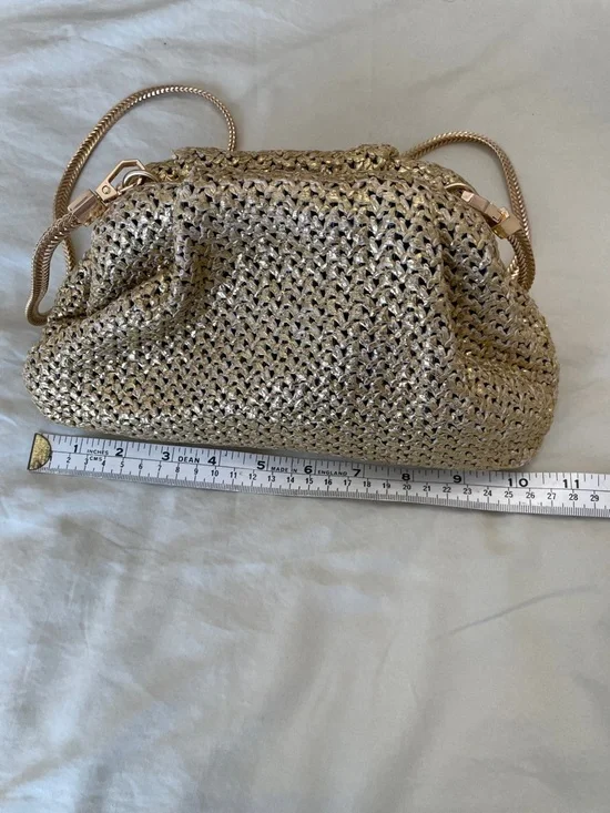 Stunning Metallic Gold Woven Shoulder Clutch with Chain Strap - Picture 6 of 8